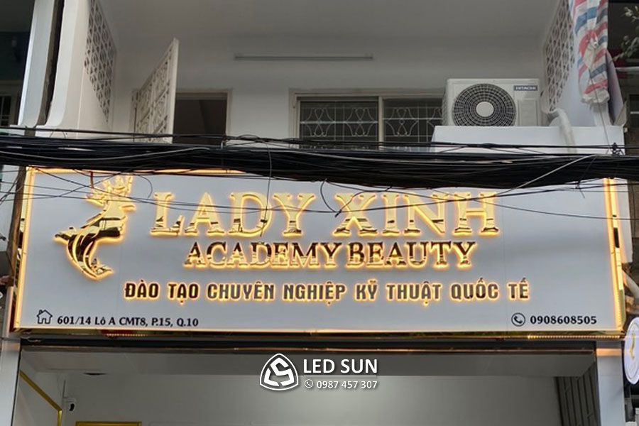 bảng hiệu đèn led chữ nổi inox